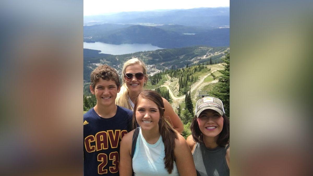 kristi noem husband bryon noem relationship timeline