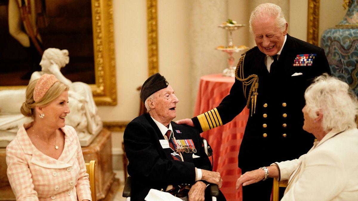 Image of King Charles reportedly has a strict meal time rule.