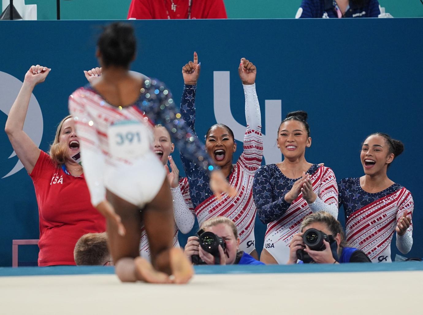 simone biles teammate mykayla skinner olympics gold medal team usa