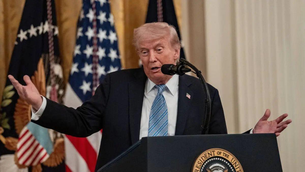 Photo of The president has frequently called for Jimmy Kimmel's late-night show to be canceled.