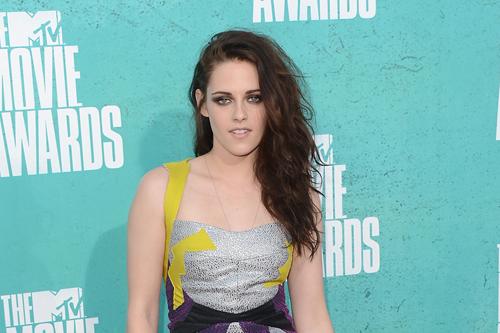 Kristen_stewart mtv movie awards june4 0001_m_ _2.jpg