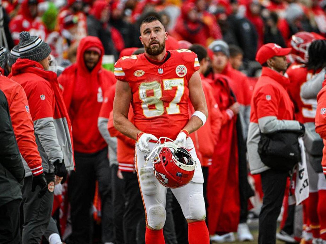 travis kelce painted bad guy justin tucker helmet