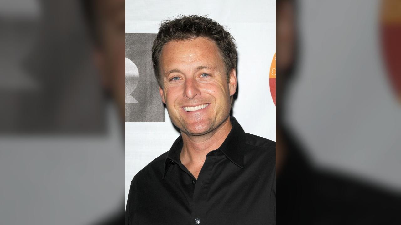 image of Chris Harrison is hosting a new show.