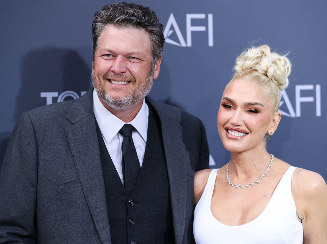 gwen stefani blake shelton sing new love song first super bowl