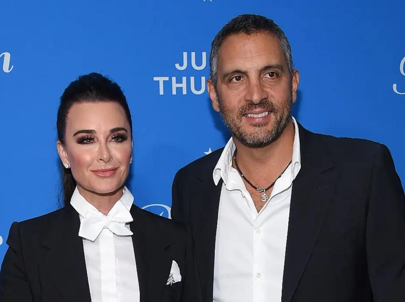 kyle richards hired divorce lawyers separation mauricio umansky