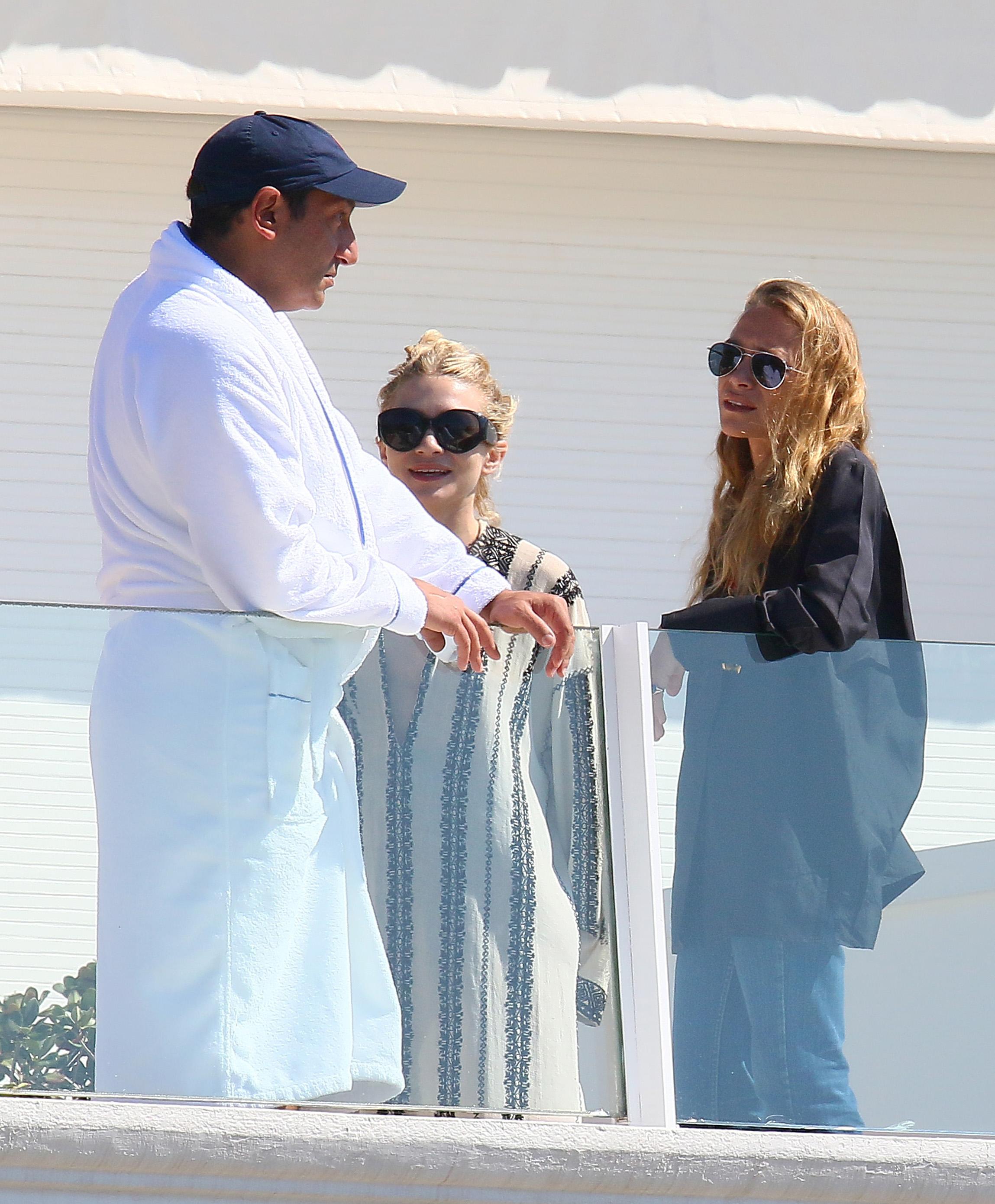 Exclusive&#8230; The Olsen Sisters Poolside In France