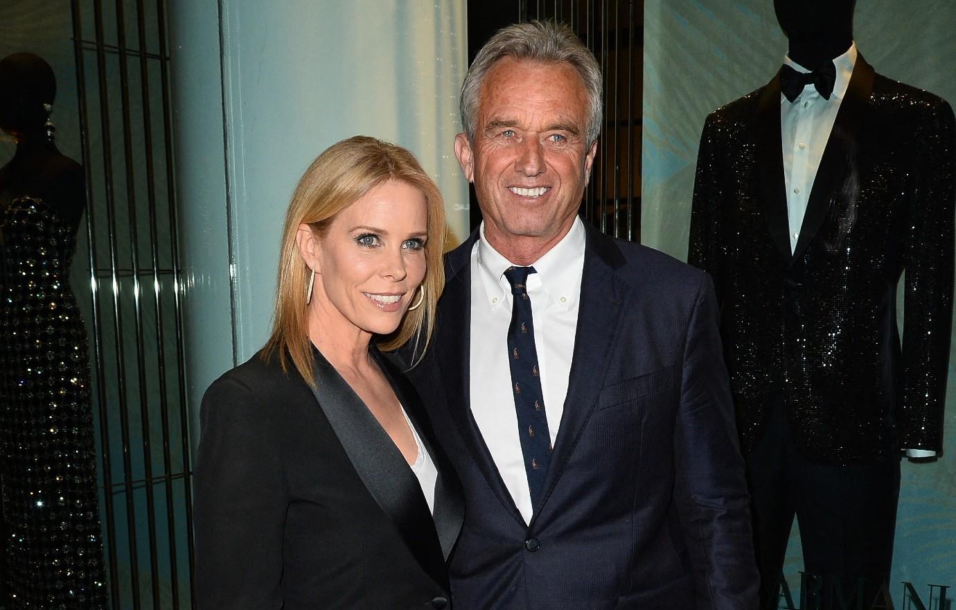 disgusting robert f kennedy jr repulsive video showering cheryl hines