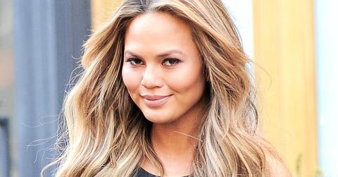chrissy teigen pregnant girl john legend