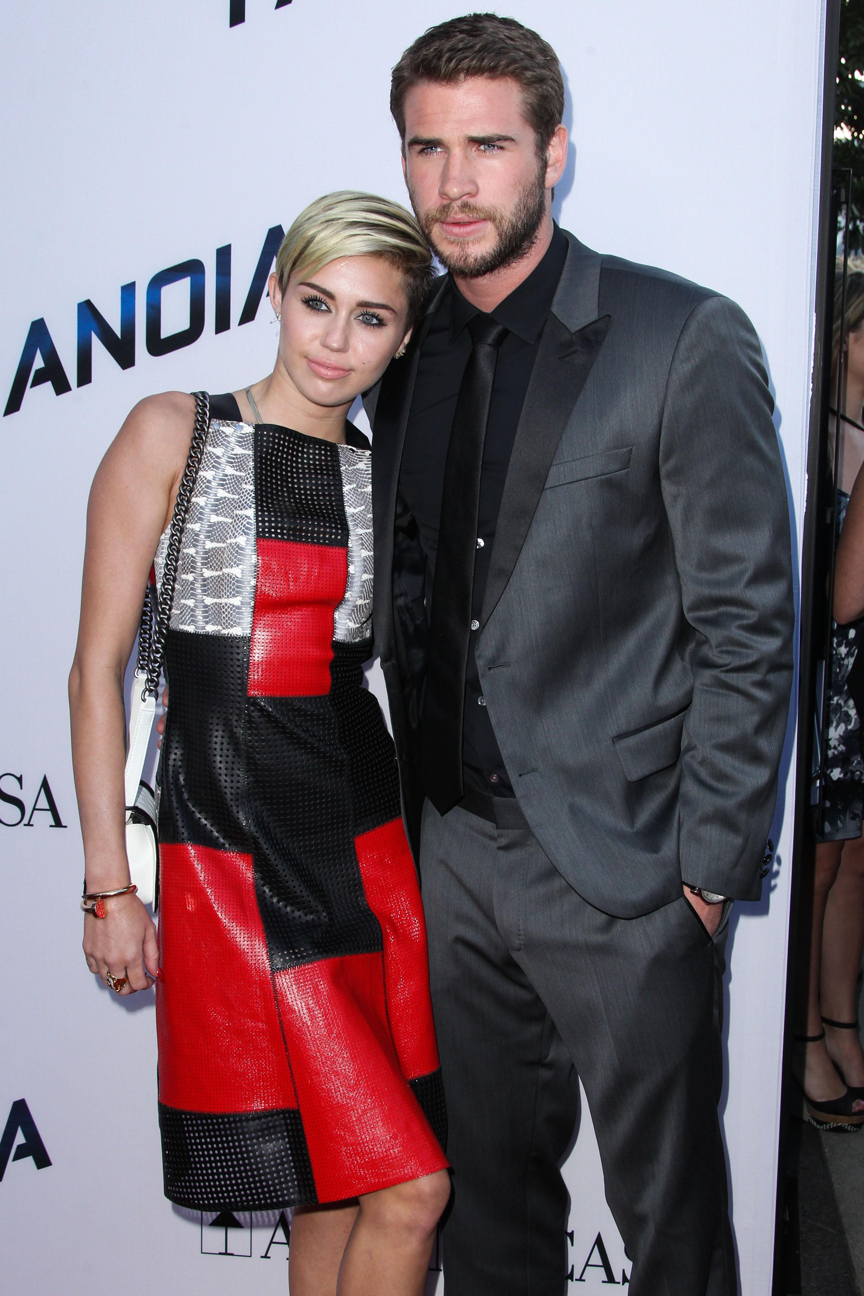 Miley Cyrus & Liam Hemsworth