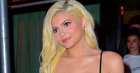 Kylie jenner blonde hair vma outfit 2018