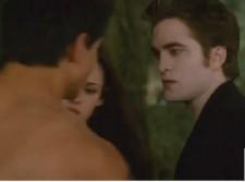 2009__10__newmoontraileroct22 225×167.jpg