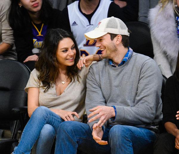 Ashton kutcher mila kunis divorce fight marriage feud updates 03