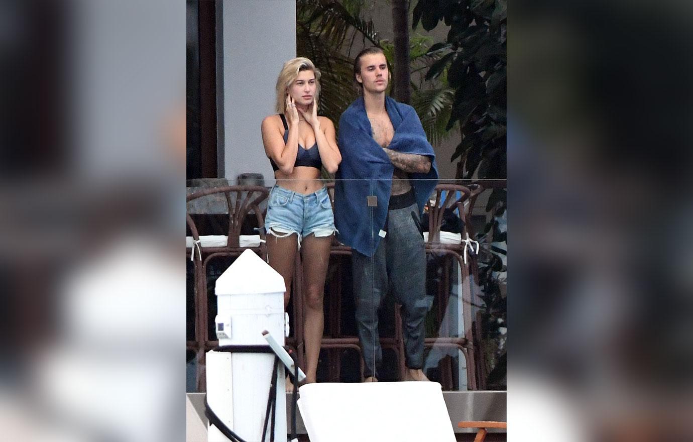 hailey baldwin deletes underwear selfie no engagement ring 05