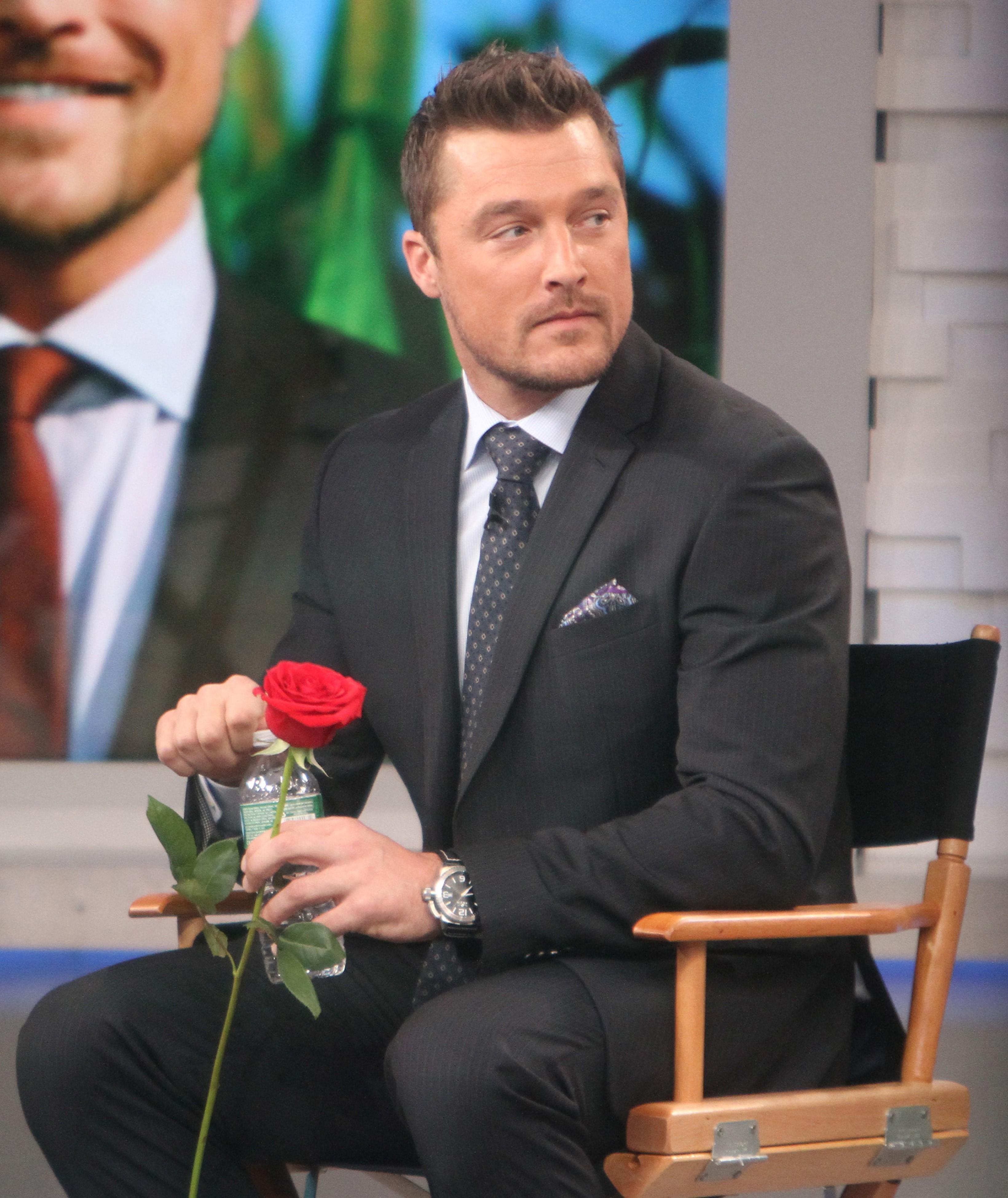 &#8216;Bachelor&#8217; star Chris Soules arrested for leaving the scene of a fatal accident