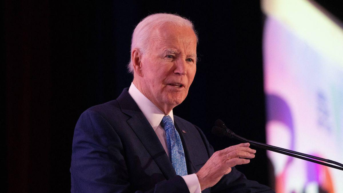 image of Robert Hur ultimately declined to charge Joe Biden, writing he would likely appear to a jury as 'a sympathetic, well-meaning, elderly man with a poor memory.'