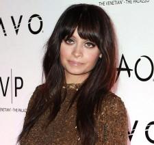 2010__01__nicolerichie1 225×212.jpg