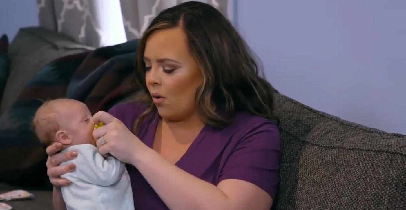 catelynn-lowell-teen-mom-og-postpartum-baby-three-breastfeeding