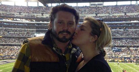 Kelly clarkson pregnant baby girl