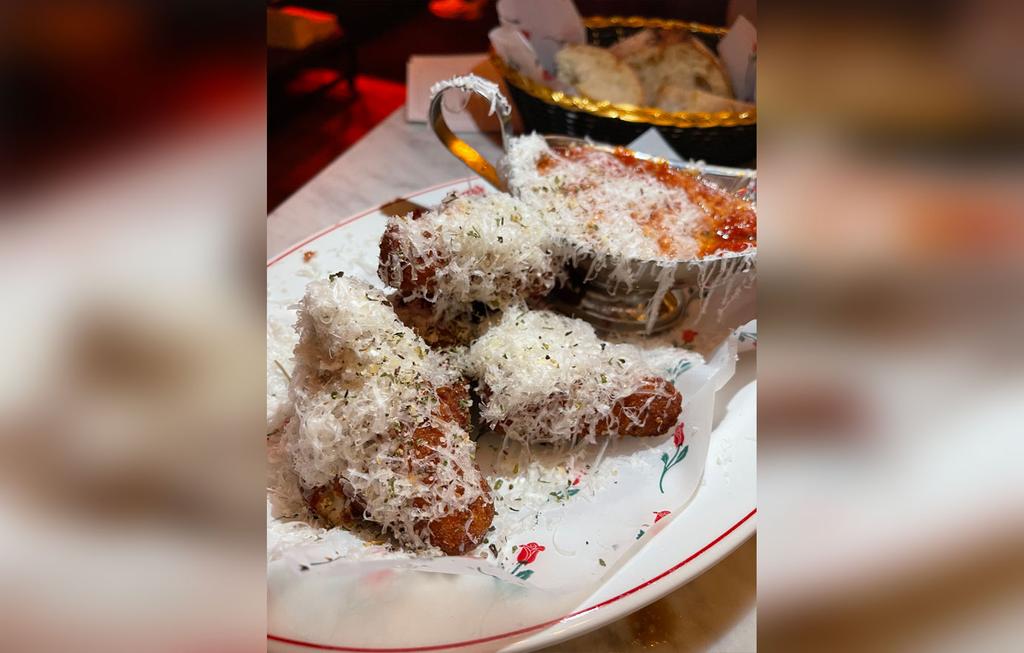 Check Out Italian Hot Spot Arthur & Sons In New York City