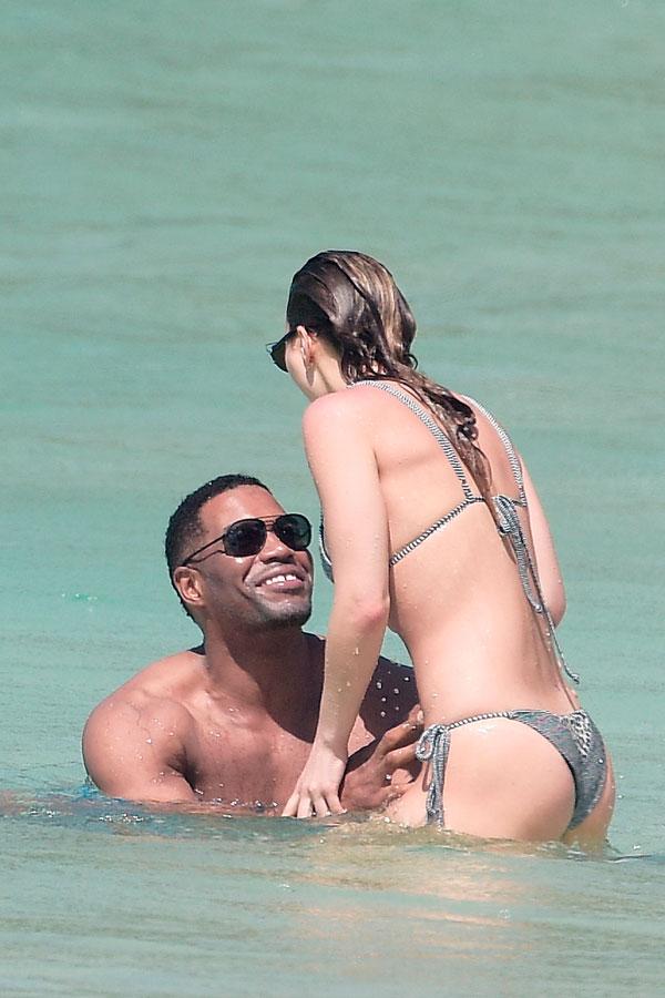 Michael Strahan Shirtless Girlfriend Kayla Bikini Criminal Record