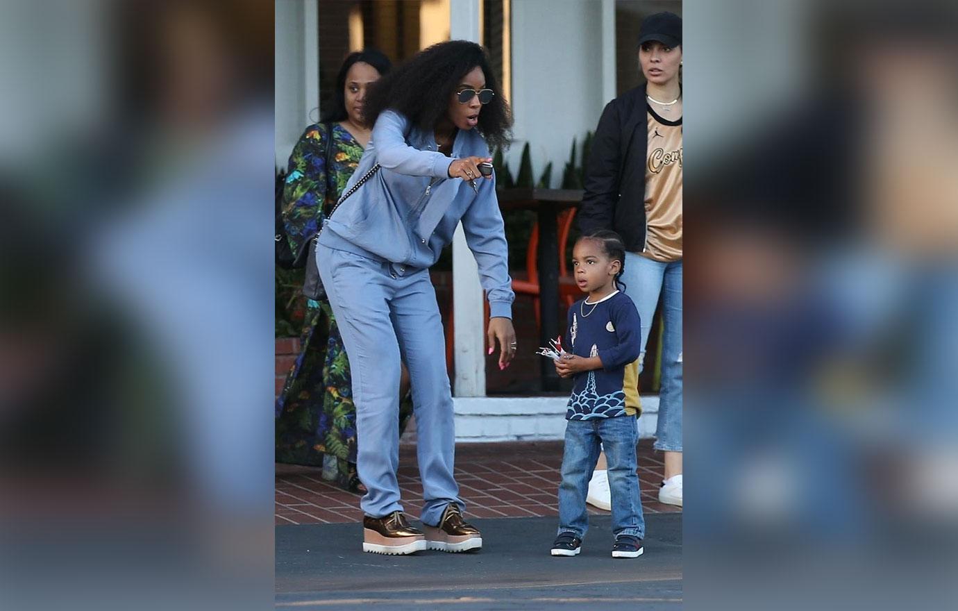 Kelly rowland teaches son cross street 4