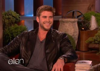 Liam hemsworth ellen degeneres march26nea.jpg