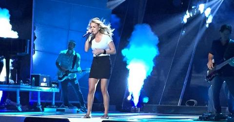 Carrie underwood cmt awards 2015