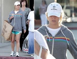 2010__07__Jessica_Simpson_July16_05a 300×229.jpg