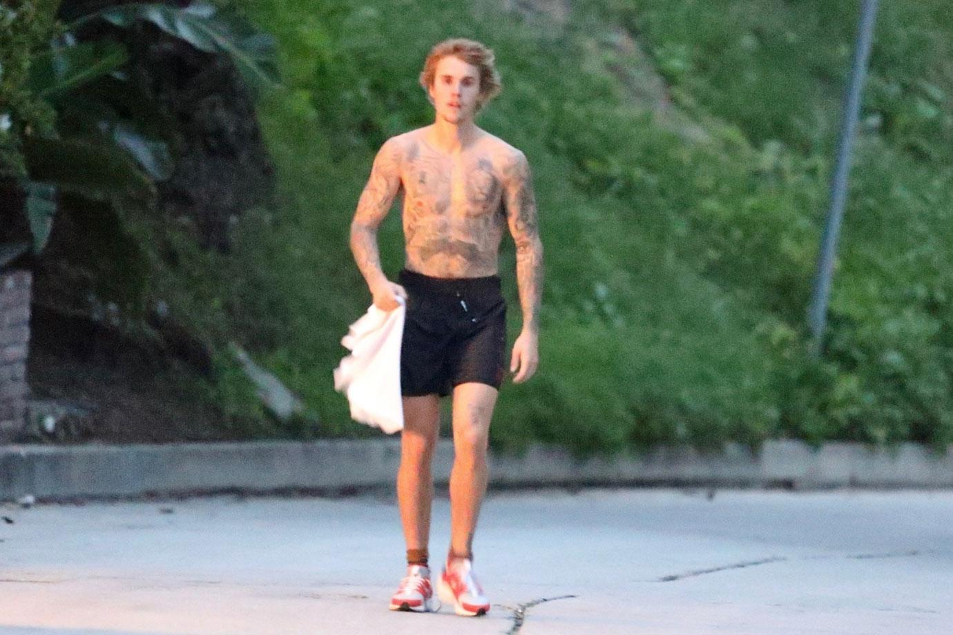 Justin bieber shirtless