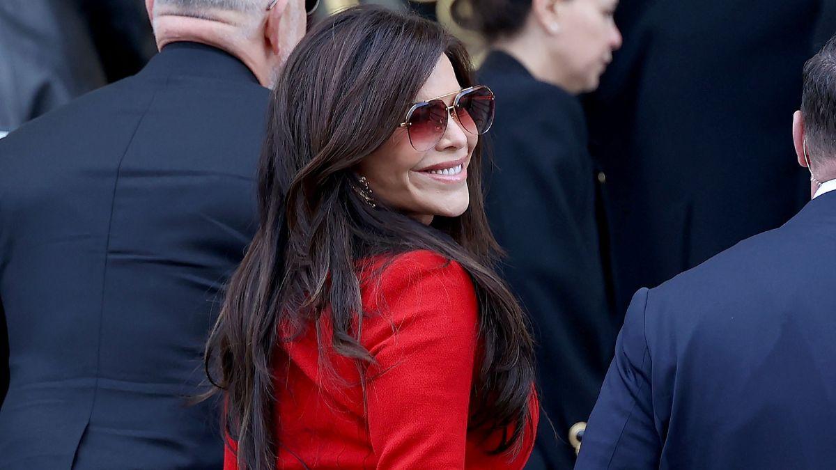 image of Lauren sánchez