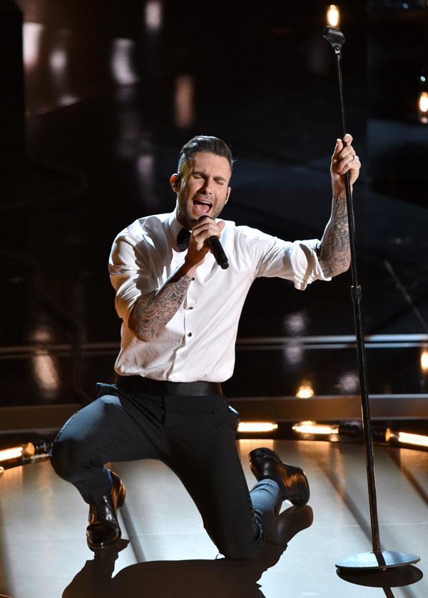 Adam levine performing at the 2015 oscars