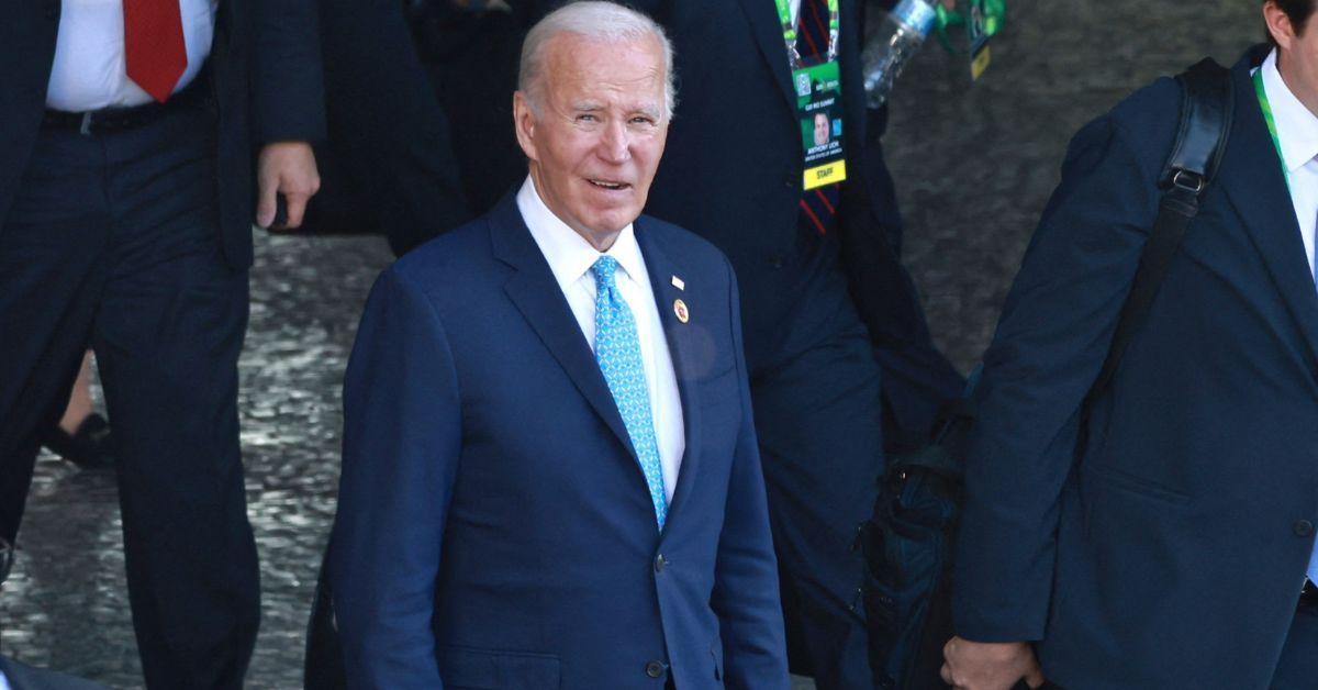 donald trump ally joe kent pushed rewrite intelligence study couldnt used against the president