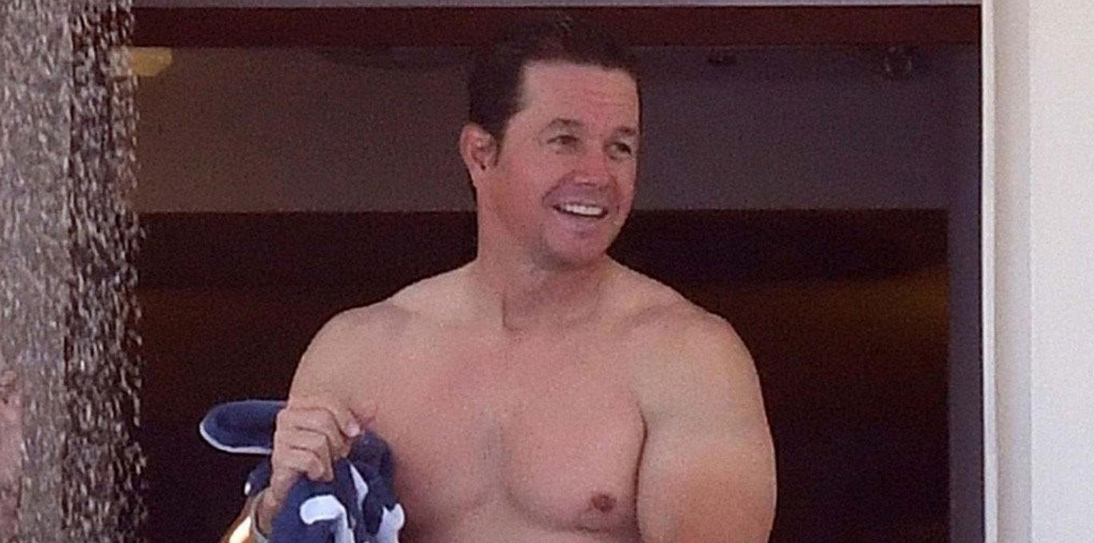 Mark Wahlberg Abs Shirtless Photos Long