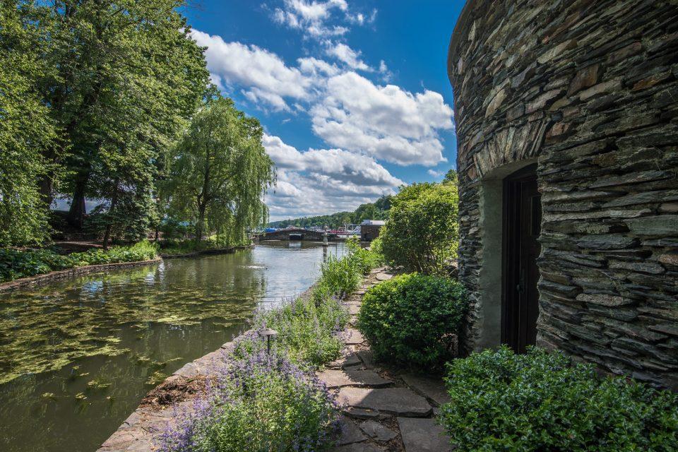 derek jeter house pond