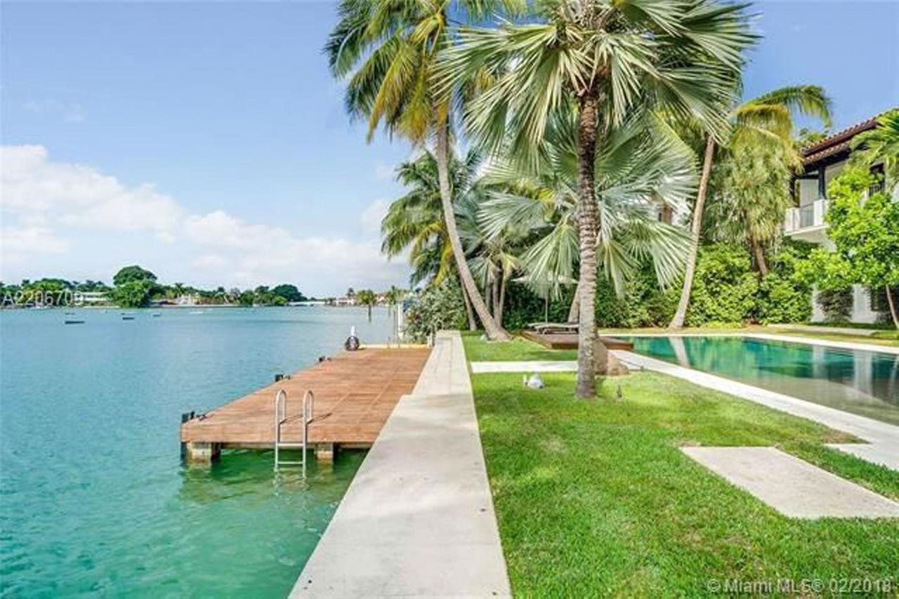 Joshua Kushner & Karlie Kloss Bought $21.5M Miami Mansion: Photo