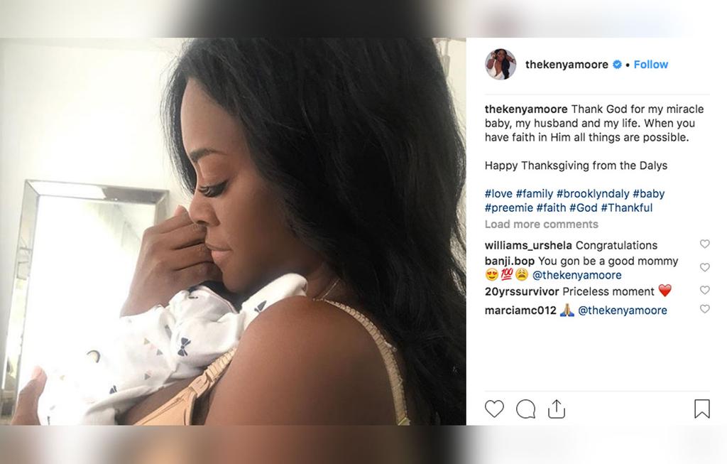 Kenya Moore Shows Off Her PostBaby Body(01)