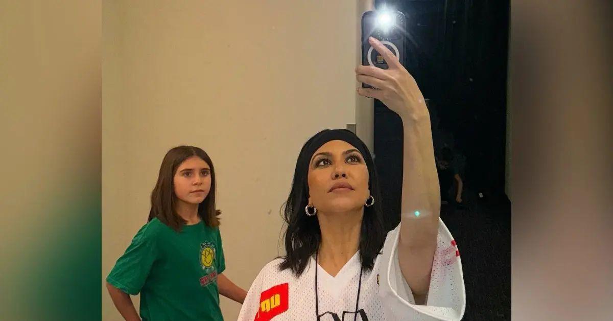kourtney kardashian dragged fans daughter penelope unenthusiastic ad brand