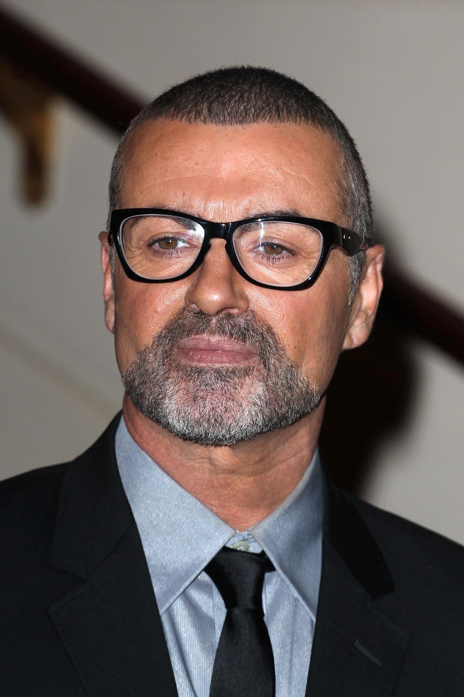 US ONLY GEORGE MICHAEL PHOTOCALL IN LONDON