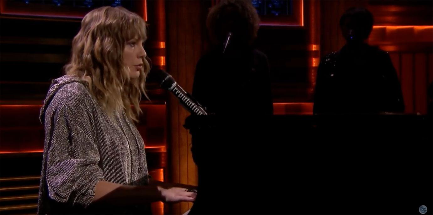 Taylor Swift Performs Jimmy Fallon Emotional New Years Day