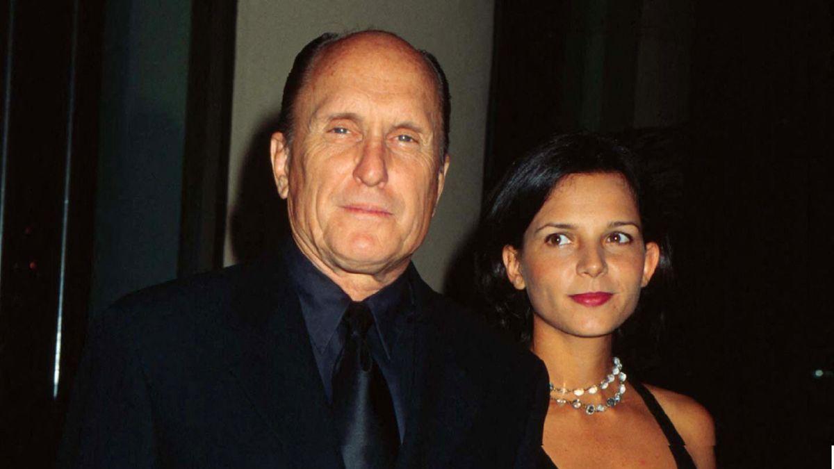 legendary actor robert duvall dead  wife luciana confirms