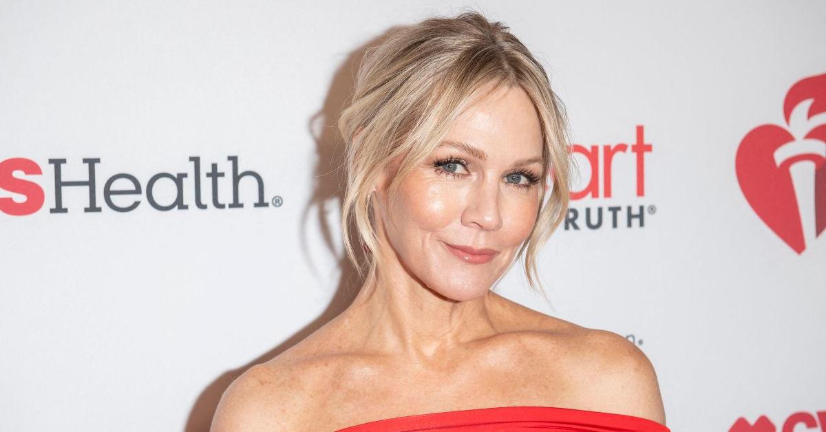 Jennie Garth's Painful Past: Actress Reflects on Trauma, Sobriety and Self-Worth in Emotional New Memoir 'I Choose Me'
