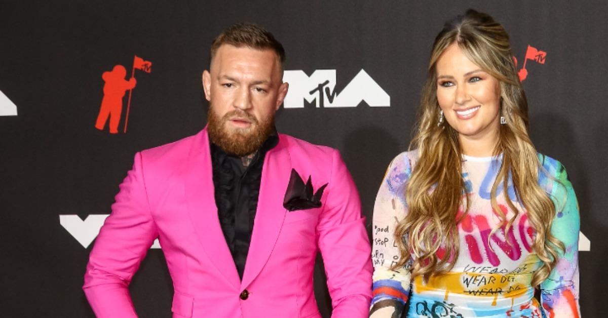 ufc fighter conor mcgregor allegedly breaks djs nose in unprovoked attack