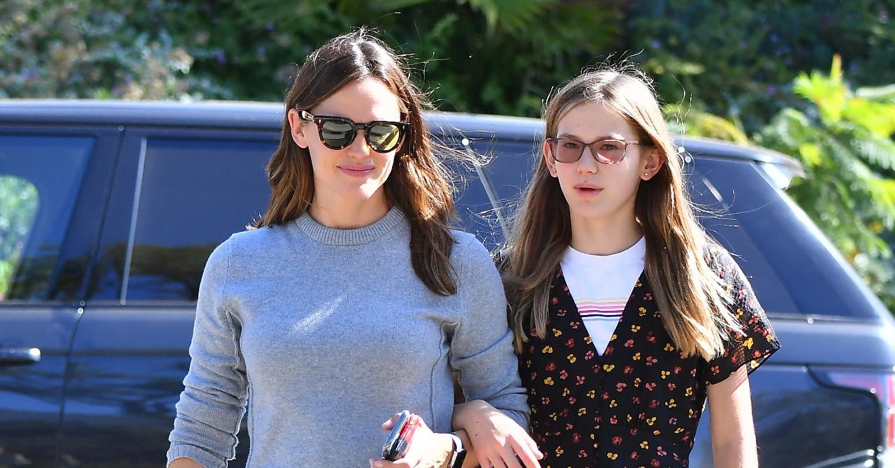 Jennifer Garner Says Daughter Violet Is 'Stressed' Touring Colleges