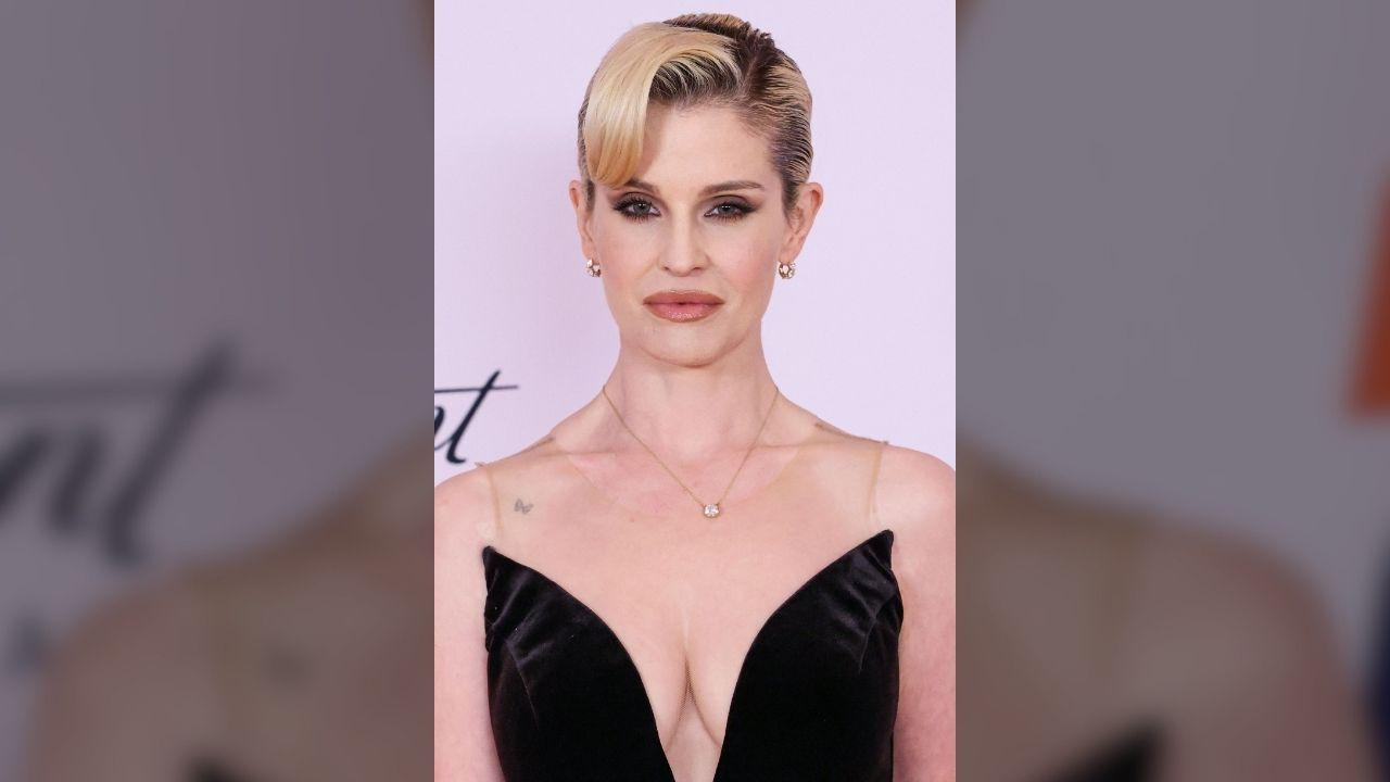 Photo of Kelly Osbourne opened up about how she dealt with the criticism.