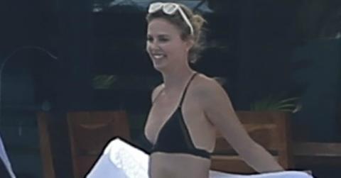 Charlize Theron bikini body workout diet photos