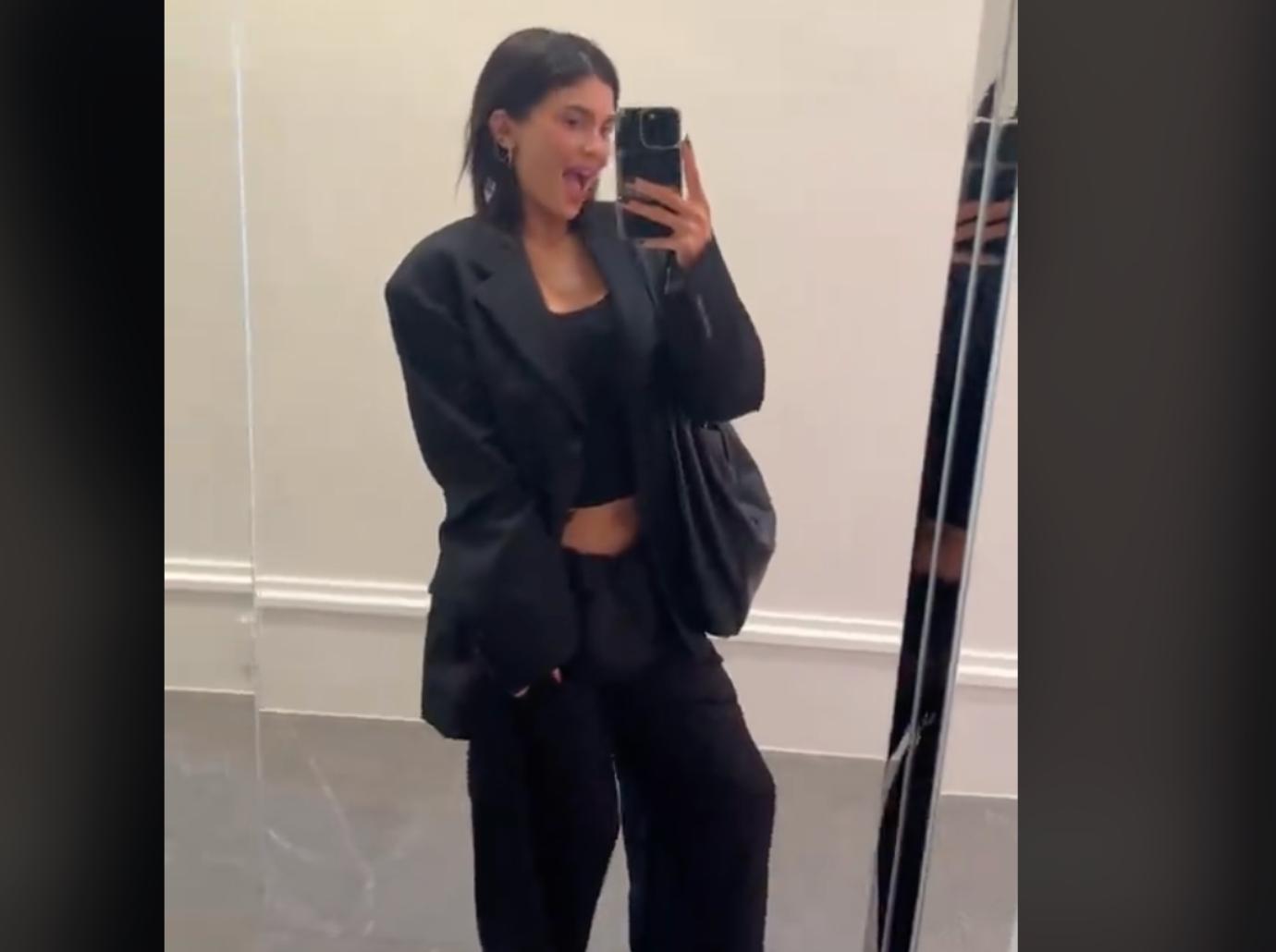 kylie jenner toe shoes ballet flats tiktok video outfit