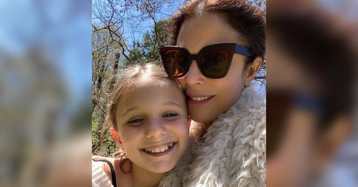 bethenny frankel shares photo daughter court victory