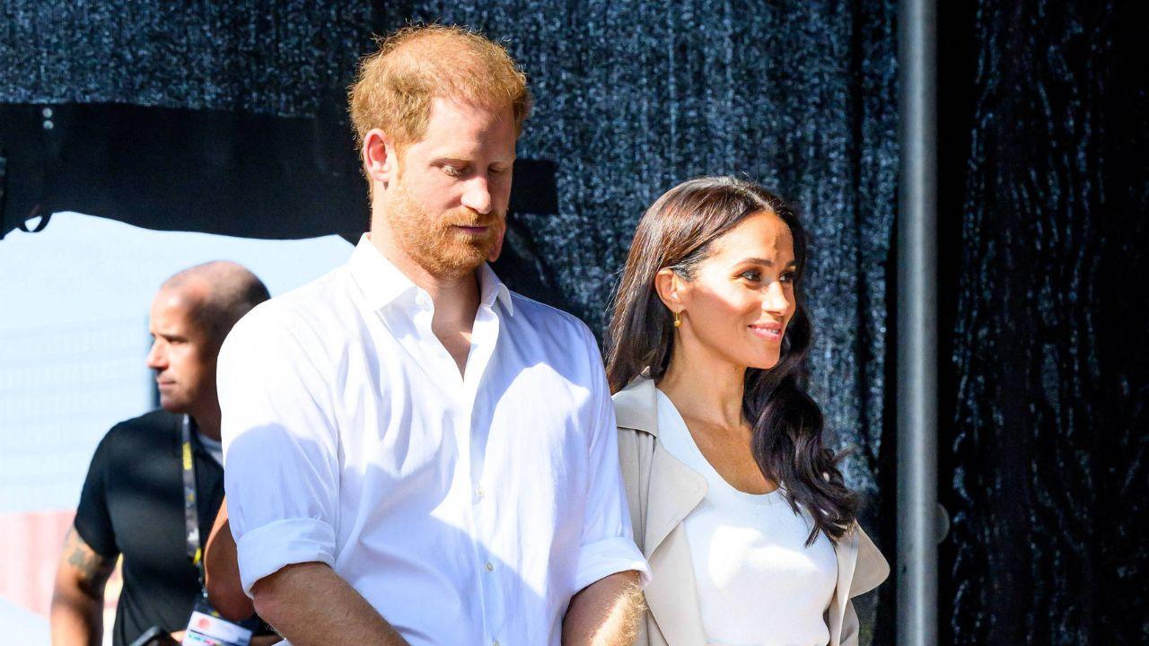 image of meghan markle and prince harry