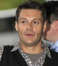 2009__11__wenn5363981 199×225.jpg