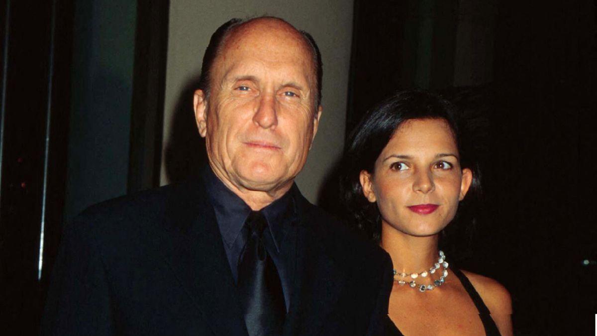image of Robert Duvall met his fourth wife by chance in Argentina.